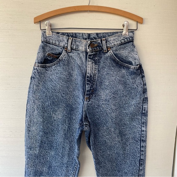 Lee | Vintage 80s 90s Curvy Petite High-Waist Acid-Washed Tapered Mom Jeans - Picture 6 of 12